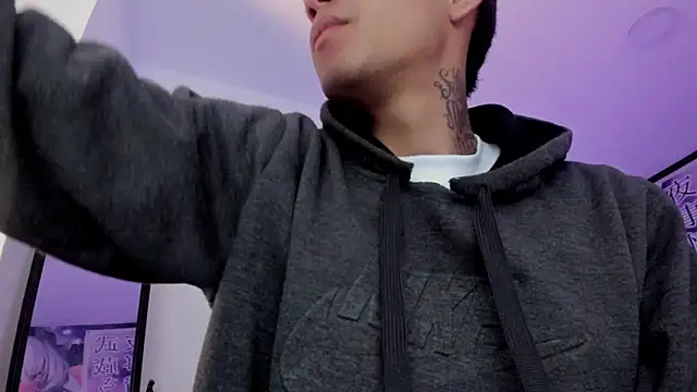 Hunteer Boy online show from 11/04/25, 12:37