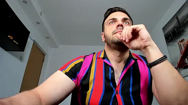 Snapshot of Jace_Thorne chatting on 10/05/25, 07:01 Jace Thorne online show from 10/05/25, 07:01