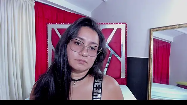 Snapshot of Luna021_1 chatting on 09/29/25, 07:19 Luna021 1 online show from 09/29/25, 07:19