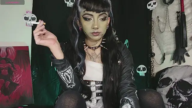 Snapshot of agathaaiko6 chatting on 10/24/25, 12:30 agathaaiko6 online show from 10/24/25, 12:30