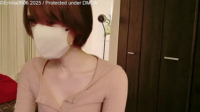 Snapshot of MariaM_080 chatting on 11/25/25, 09:04 MariaM 080 online show from 11/25/25, 09:04