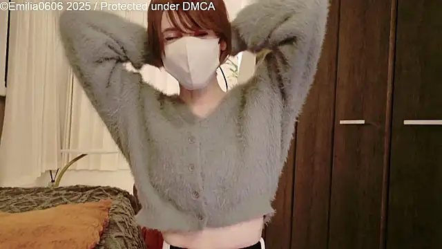 Snapshot of MariaM_080 chatting on 11/27/25, 09:06 MariaM 080 online show from 11/27/25, 09:06