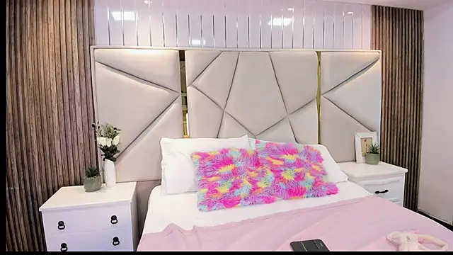 Maddy XOXO HOT online show from 10/15/25, 08:31