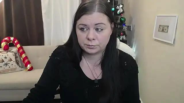 Snapshot of BritneyRaine chatting on 11/26/25, 01:01 BritneyRaine online show from 11/26/25, 01:01