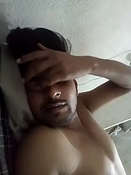 Snapshot of abhishekk_desiboy99 chatting on 10/25/25, 09:17 abhishekk desiboy99 online show from 10/25/25, 09:17