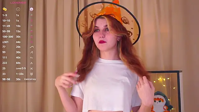 Snapshot of Sofia_Tetsu chatting on 10/18/25, 09:37 Sofia Tetsu online show from 10/18/25, 09:37