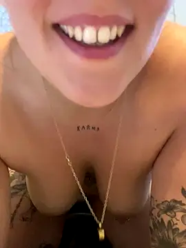 anonyme hot47 online show from 10/10/25, 08:35