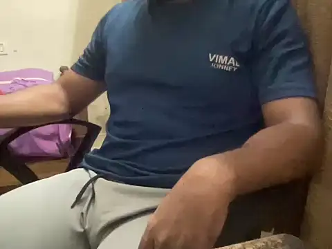 johny lovee online show from 10/02/25, 08:05