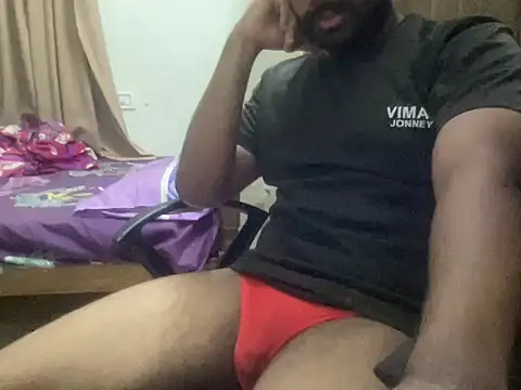 johny lovee online show from 10/19/25, 10:32