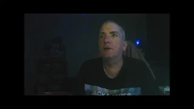 Snapshot of Sex_and_loves chatting on 10/27/25, 08:40 Sex and loves online show from 10/27/25, 08:40