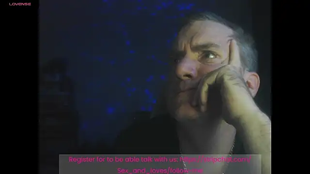 Snapshot of Sex_and_loves chatting on 11/22/25, 02:54 Sex and loves online show from 11/22/25, 02:54