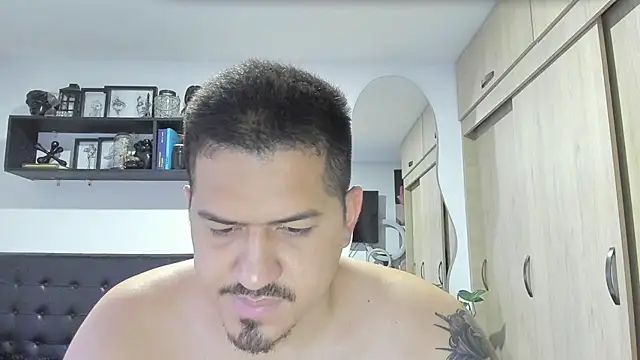 Arnolwilliams online show from 09/19/25, 11:27