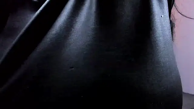 SOFIA SACRLETT online show from 11/28/25, 01:14