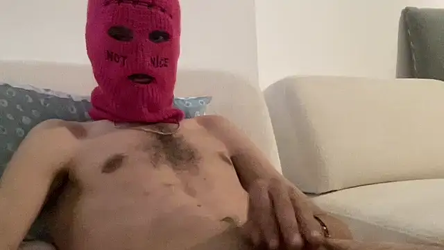 23istanblue23 online show from 06/13/26, 10:46
