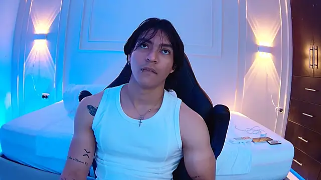 toji luxxer online show from 09/18/25, 01:02