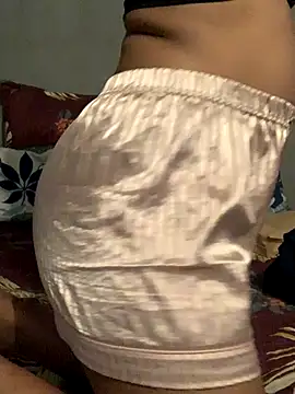 Snapshot of sweetpussysa92 chatting on 10/01/25, 04:13 sweetpussysa92 online show from 10/01/25, 04:13