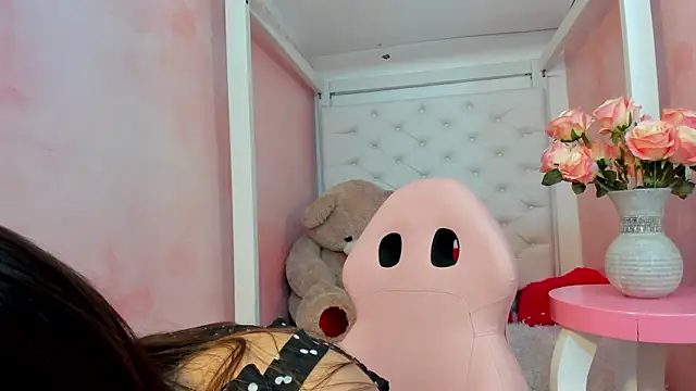 Snapshot of celeste_hot__ chatting on 10/06/25, 04:10 celeste hot online show from 10/06/25, 04:10