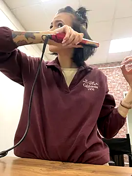 EmmaStarkk online show from 11/07/25, 04:12