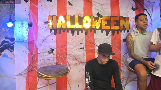 Juicy Creww online show from 10/14/25, 10:43