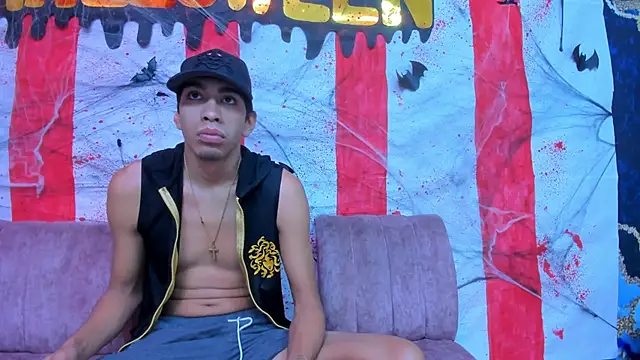 Juicy Creww online show from 10/21/25, 08:59