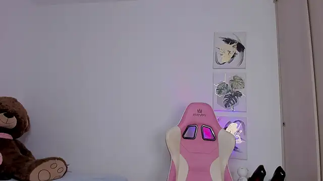 Susy spark online show from 11/26/25, 11:17