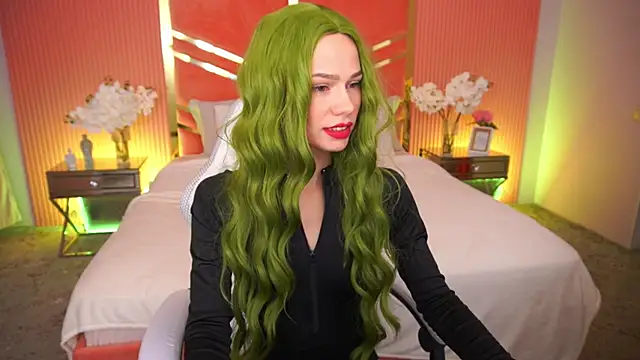 Snapshot of ShyySiren chatting on 09/20/25, 06:14 ShyySiren online show from 09/20/25, 06:14