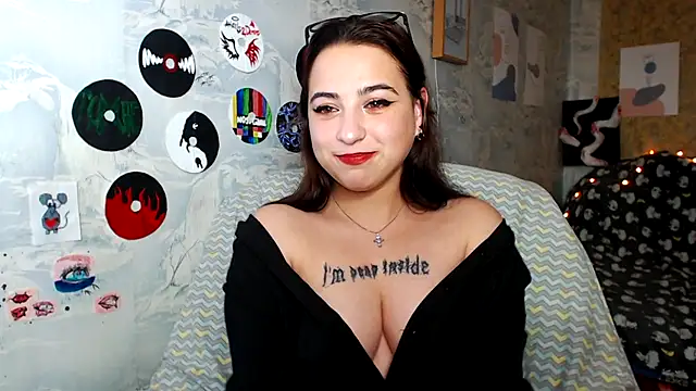 Olivia Defo online show from 09/22/25, 10:17