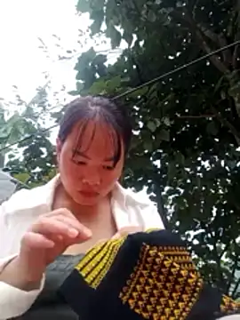 Snapshot of emilyzz chatting on 11/16/25, 07:14 emilyzz online show from 11/16/25, 07:14