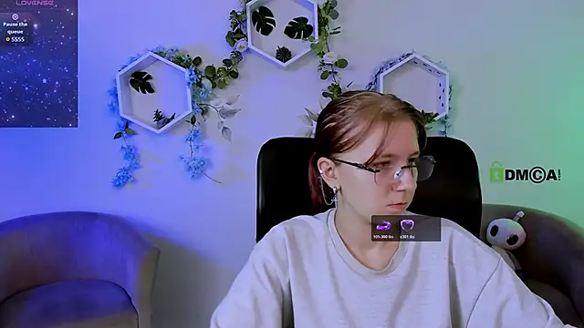 kaela spell  online show from 06/18/26, 02:34