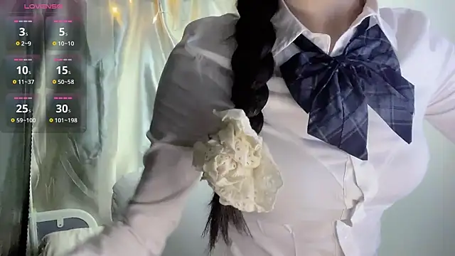 schoolgirl-nurse online show from 09/17/25, 10:06
