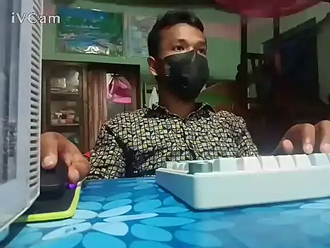 Snapshot of Jack_Alex@xh chatting on 11/07/25, 05:02 Jack Alexxh online show from 11/07/25, 05:02