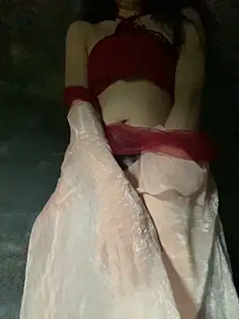 Snapshot of Bella_sexy98 chatting on 11/18/25, 05:56 Bella sexy98 online show from 11/18/25, 05:56