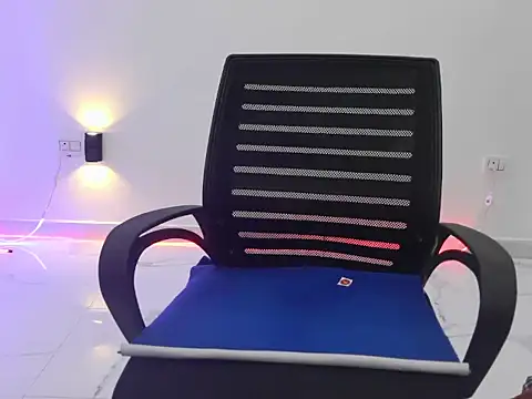  Ameera  online show from 10/28/25, 05:33