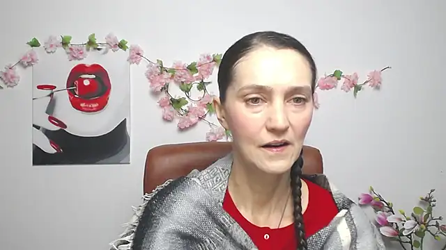 TayaFinch online show from 12/03/25, 01:09