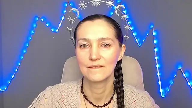 Snapshot of TayaFinch chatting on 04/17/26, 12:08 TayaFinch online show from 04/17/26, 12:08