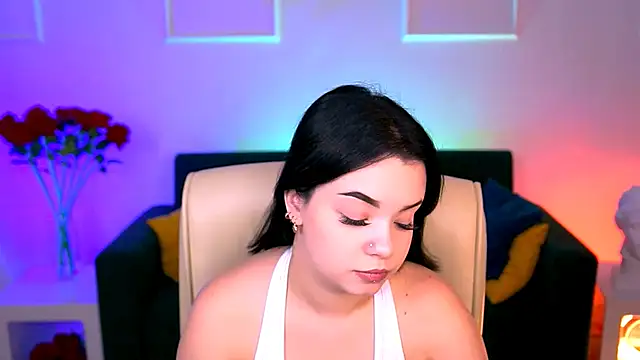 leslierowe  online show from 09/29/25, 05:07