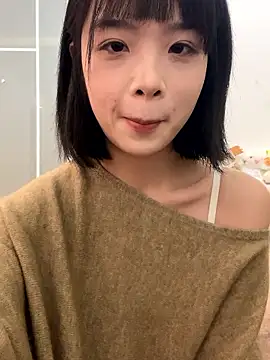 Snapshot of qiqi_x chatting on 02/23/26, 02:14 qiqi x online show from 02/23/26, 02:14