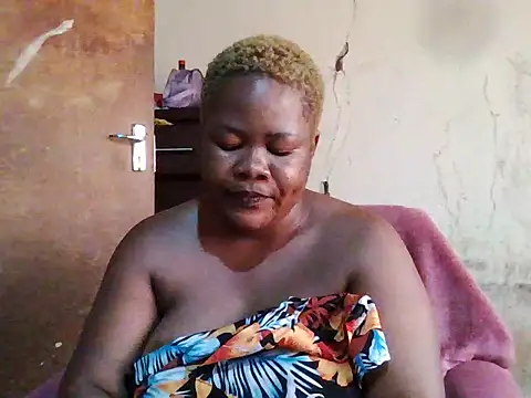Snapshot of Bustyass93 chatting on 02/20/26, 09:00 Bustyass93 online show from 02/20/26, 09:00