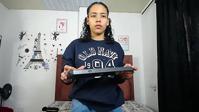 Snapshot of vbleerper chatting on 10/04/25, 12:03 vbleerper online show from 10/04/25, 12:03