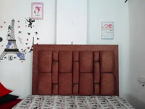 Snapshot of vbleerper chatting on 10/21/25, 07:14 vbleerper online show from 10/21/25, 07:14