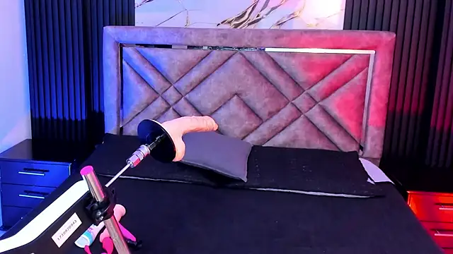 Daniwhatson online show from 09/28/25, 03:45