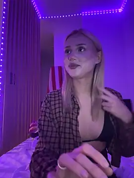 Snapshot of mexicaim chatting on 09/30/25, 06:13 mexicaim online show from 09/30/25, 06:13