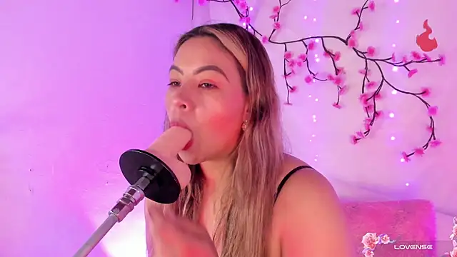 chubbyZoe online show from 10/09/25, 02:37