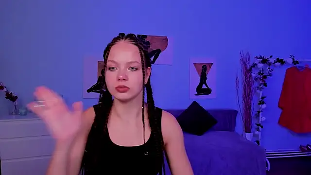 BetsyKiss online show from 10/19/25, 05:19