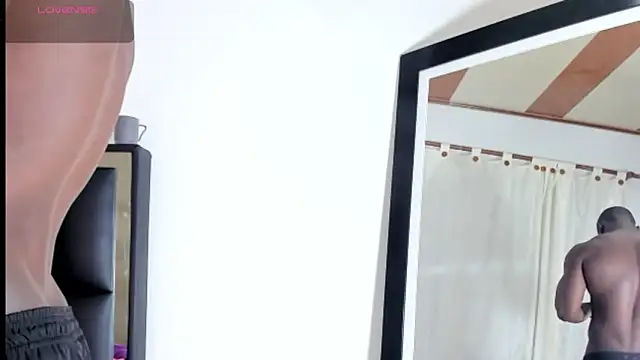 Snapshot of ArexBlakk chatting on 10/04/25, 06:39 ArexBlakk online show from 10/04/25, 06:39