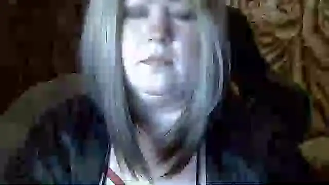 Snapshot of YuliiaSan chatting on 10/03/25, 03:53 YuliiaSan online show from 10/03/25, 03:53