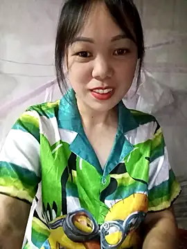 Snapshot of Tary_toot chatting on 10/13/25, 10:37 Tary toot online show from 10/13/25, 10:37