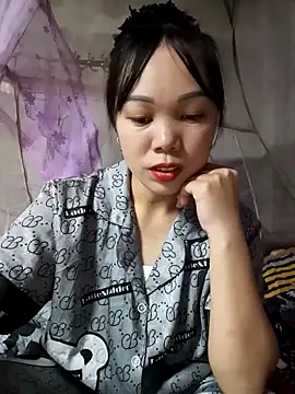 Snapshot of Tary_toot chatting on 11/07/25, 02:11 Tary toot online show from 11/07/25, 02:11