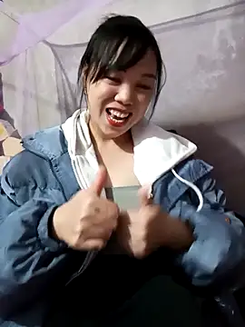 Snapshot of Tary_toot chatting on 11/14/25, 01:10 Tary toot online show from 11/14/25, 01:10