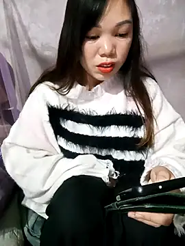 Snapshot of Tary_toot chatting on 12/03/25, 11:25 Tary toot online show from 12/03/25, 11:25